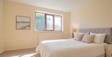 2 Bed End Terrace, Mickledon Close, NG2 - Photo 5