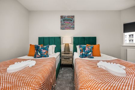 2 Bed Flat, Richmond Place, BN2 - Photo 5