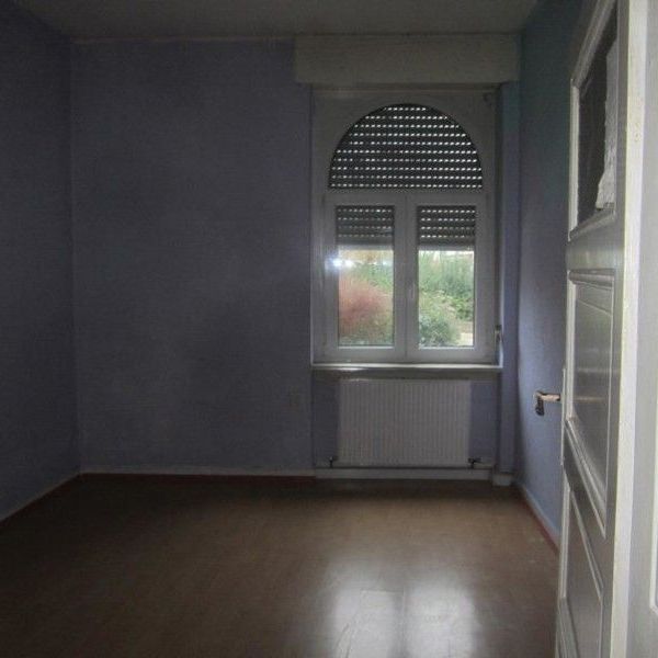 4-Zimmer-Erdgeschoß-Wohnung in ruhiger zentraler Lage für Alt und Jung - Photo 1