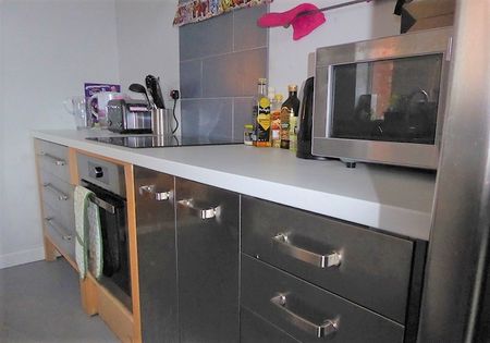 4 bedroom house - Photo 3