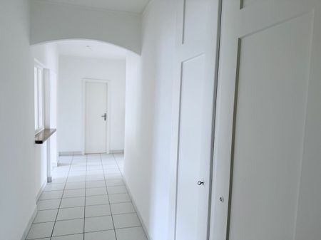 APPARTEMENT LUMINEUX DE 3.0 PIÈCES AVEC BALCON ET VUE DÉGAGÉE ! - Foto 4