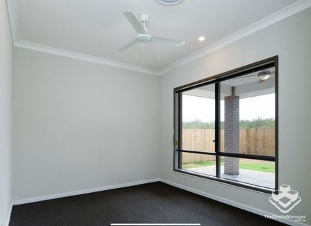 Brand New. 4 Bedder Family Hose unbeatable LOW Price $615 pw - Photo 3