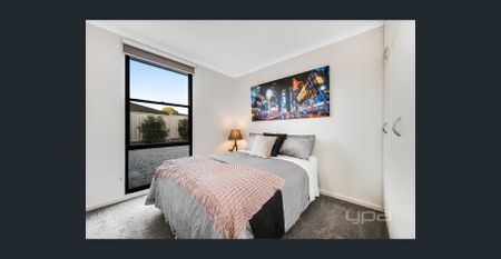 NEWLY RENOVATED WITH SUPERB LOCATION - Photo 2