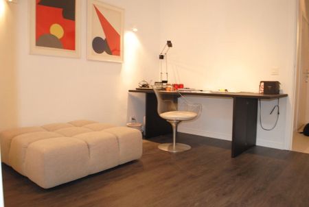 Prachtig, gerenoveerd en INSTAPKLAAR appt. in hartje Gent ! - Photo 2