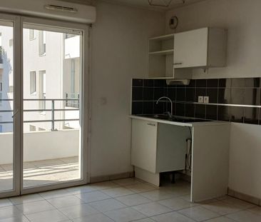 Location appartement Marseille 10ème (13010) - Photo 2