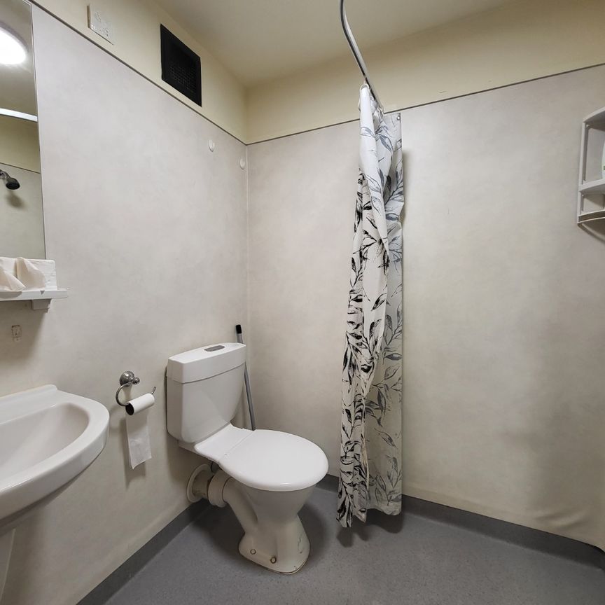 Two Bedroom Apartment - Martin Square Apartments - Photo 1