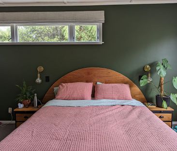 Garden Oasis in Tawa - fully furnished! - Photo 2