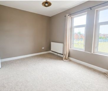 2 bed Terraced - To Let - Photo 4