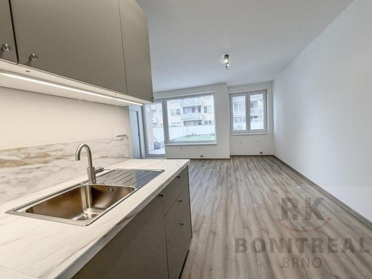 Pronájem bytu 2+kk 44 m2 - Fotografie 1