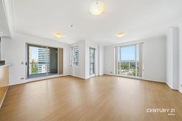Renovated Penthouse in the Heart of Chatswood ** Available Now ** - Photo 1