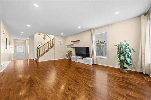 For Lease - 120 Grovemont Drive, Barrhaven, Ontario - Photo 1