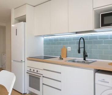 Avenida del Cardenal Herrera Oria, Madrid, Community of Madrid 28034 - Photo 4