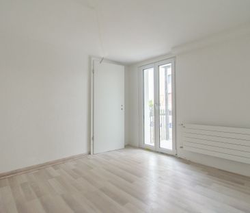 Gemütliche 2.5 Zimmer-Wohnung mit Balkon - Foto 2