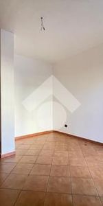 Monolocale in affitto - Photo 3