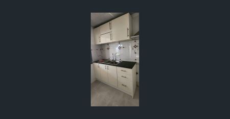 1 Bedroom Studio Unit - Photo 2