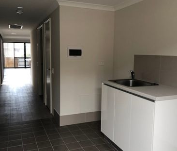 Modern 3x2 Ground Floor Unit in the Heart of Mandurah - Photo 4