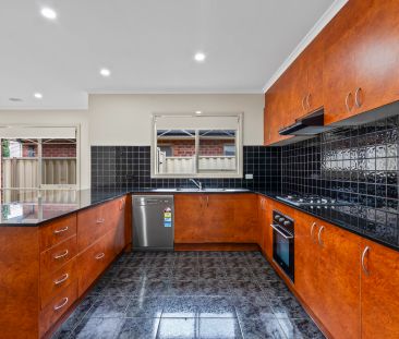 Modern 2-Bedroom Home in Prime Glenroy Location - Photo 6