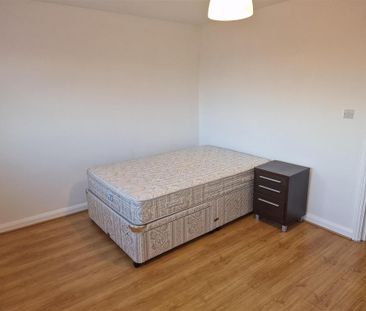 House share to rent - Photo 1