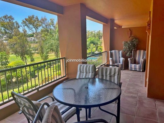 Apartamento en Estepona, Atalaya, alquiler - Photo 1