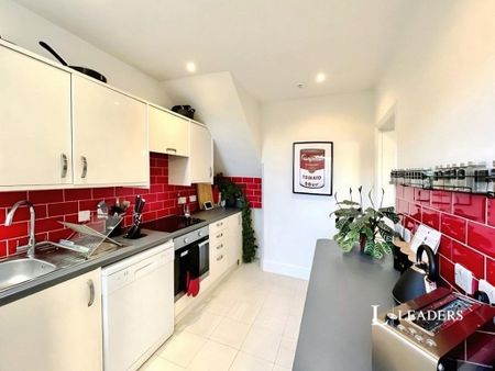 1 bedroom flat to rent - Photo 5