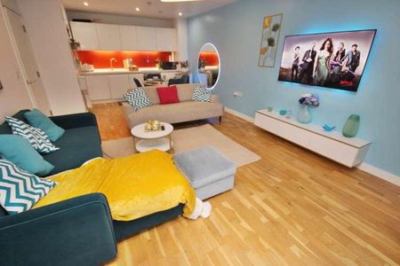 Piccadilly Place, Manchester, M1 - Photo 5