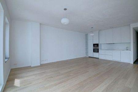 Appartement te huur - Foto 2
