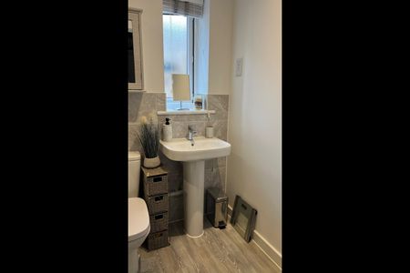 Room in a Shared Flat, Stoke Gifford, BS34 - Photo 2