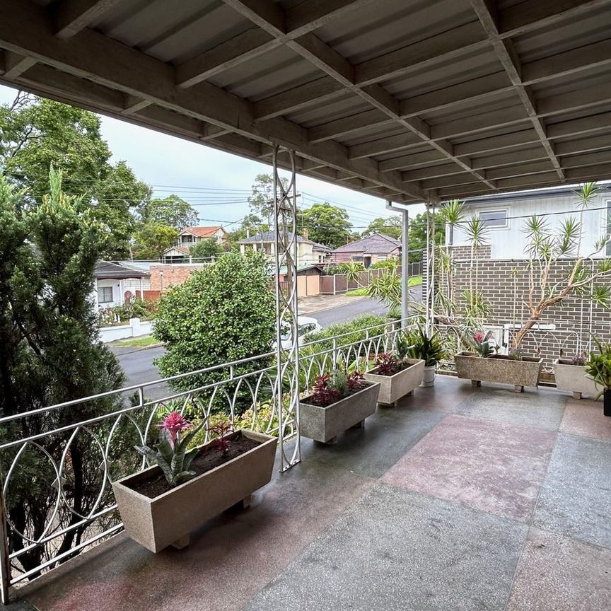 Picture Perfect - Photo 1