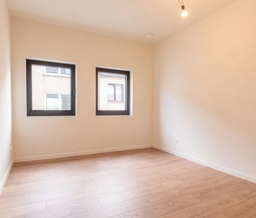 Recent appartement (2 slk) + terras + parking + kelderberging - Photo 6