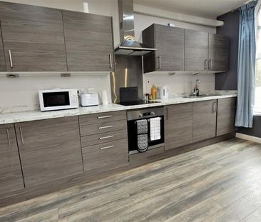 2 bedroom flat to rent - Photo 6