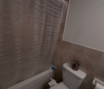 For Lease - 198 Augusta Avenue Unit# 1, Toronto, Ontario - Photo 6