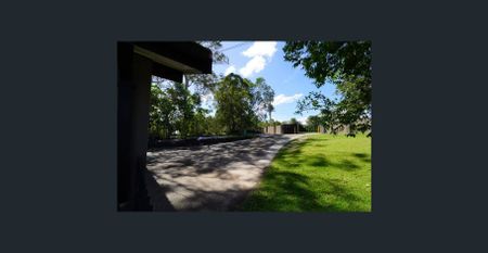 Spacious Family Home with Massive Shed and Pool – Room Available for $270/week - Bills included - Photo 3