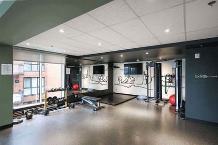 1050 Bd René-Lévesque E, Montréal, QC - Photo 2