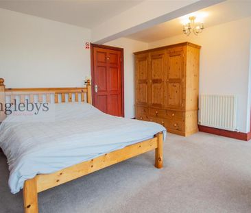 2 bedroom barn conversion to rent - Photo 2