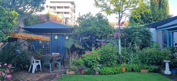 2-bedroom shared house / townhouse, Mackinnon pde - Photo 1