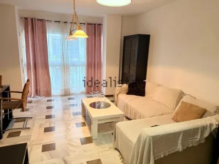 Alquiler de piso en Calle José Calderón - Photo 2