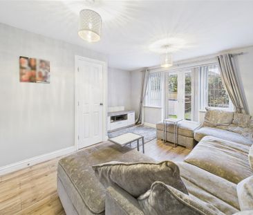 2 bedroom Town house to rent - Photo 3