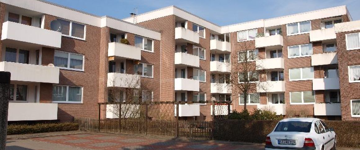 2 Zimmer-Wohnung mit Balkon im Zentrum von SZ-Bad - Photo 1