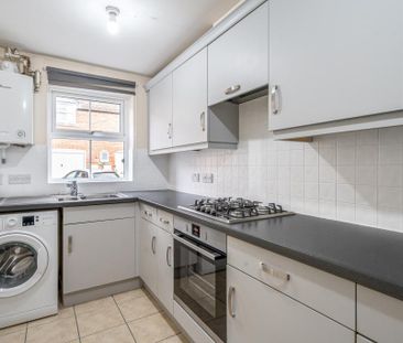 3 bedroom terraced house to rent - Photo 4