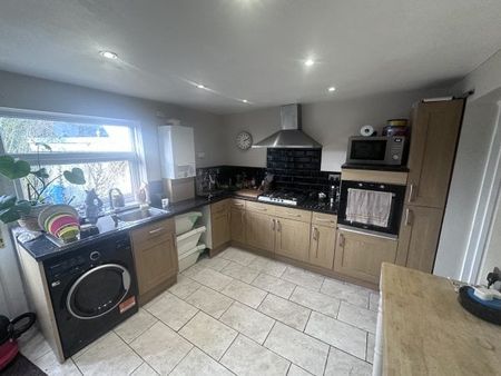 Gower Road, Swansea, SA2 - Photo 4