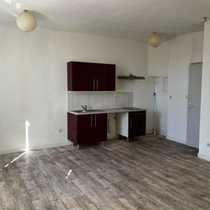 Location appartement 1 pièce, 26.25m², Rochefort - Photo 3