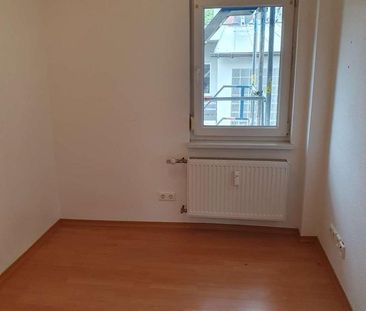 Schöne Etagenwohnung, 92 m², im 1. OG zu vermieten - Photo 1
