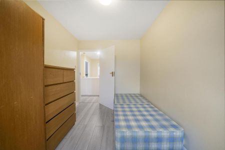 3 bedroom detached house to rent - Photo 5