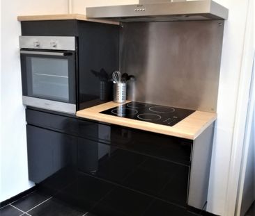 Location Appartement 2 pièces 46m² POITIERS 86000 - Photo 4