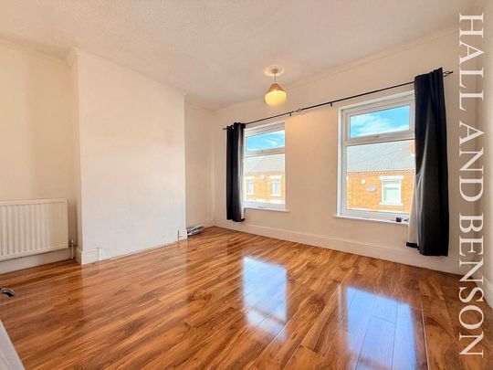 3 bedroom property to rent - Photo 1