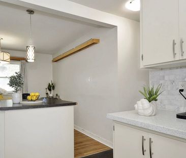 For Lease - 442 Highland Road, Kitchener, Ontario - Photo 5