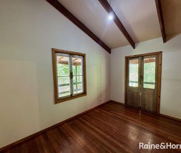 Timber Cottage on the edge of Geneva - Photo 3