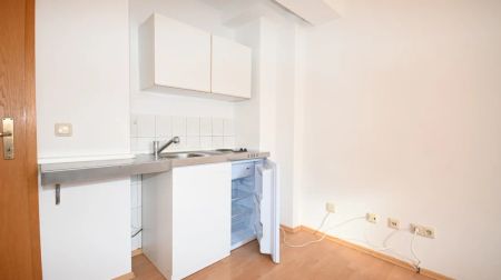 Kleine 2-Zimmer-Wohnung ohne Balkon! Zentrale Lage in der Innenstadt von Neumarkt, Rosengasse - Foto 5