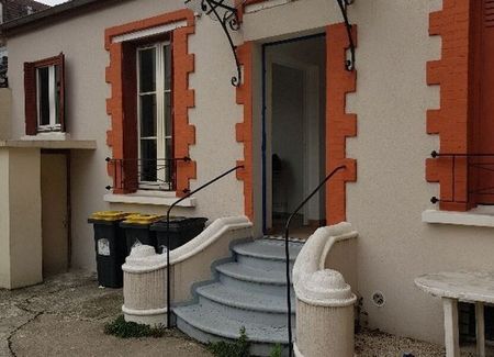 Appartement à louer 2 pièces • 17 m2 La Courneuve - Photo 4