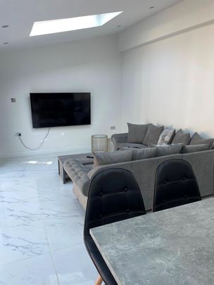 Room in a Shared House, Purneys Road, SE9 - Photo 1